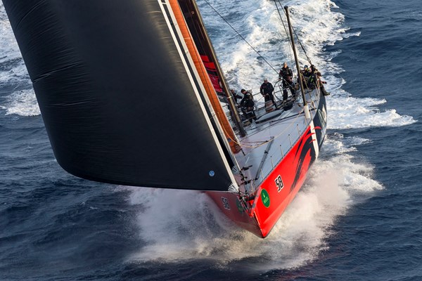 Sydney-Hobart: Új rekord mellett óvás döntött a győzelemről